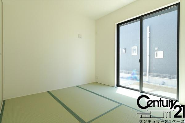 リナージュ宝来町 １号棟 ／新築一戸建の内観：施工例|■ほっこり落ち着ける和室！客間としてもご利用いただけます！■