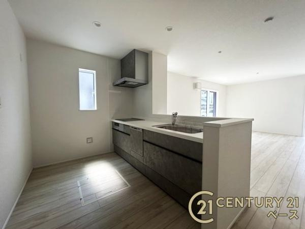 リナージュ宝来町 １号棟 ／新築一戸建の内観：施工例|■ほっこり落ち着ける和室！客間としてもご利用いただけます！■