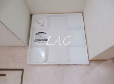 【設備】 | ヌーヴォープリエール | 室内洗濯機置き場です。