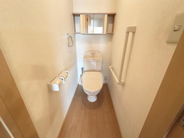 【トイレ】 | ＡＮＤ　ＯＮＥ　東棟 | シャワー付トイレ