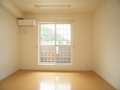 【居間・リビング】 | サンディーアＣ | ゆったりできるリビングです♪