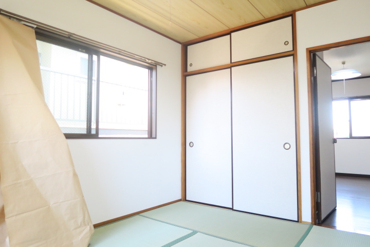 コーポ鈴蘭の和室