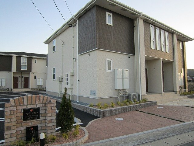 ソレイユ　レヴァーＢの外観