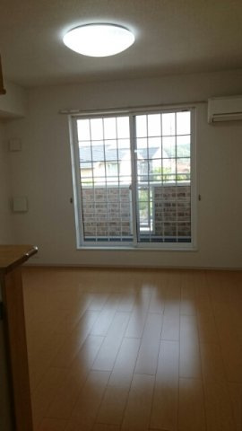 エスト福田口の居間・リビング