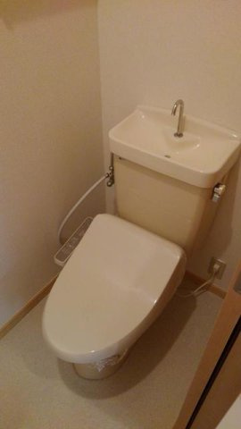 プラスパーハイツＢのトイレ