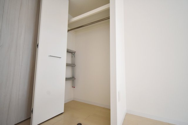 セレニテ西宮本町の収納