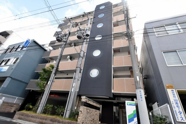 セレニテ西宮本町の外観