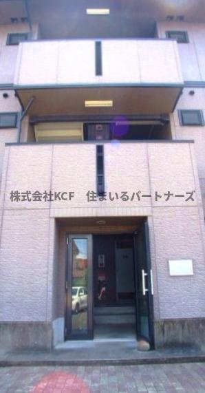 久留米市合川町のハイツのエントランス|清潔なエントランスです