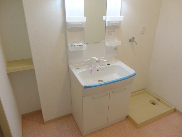 三郷駅前マンションの内装