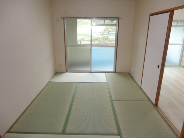 三郷駅前マンションの内装