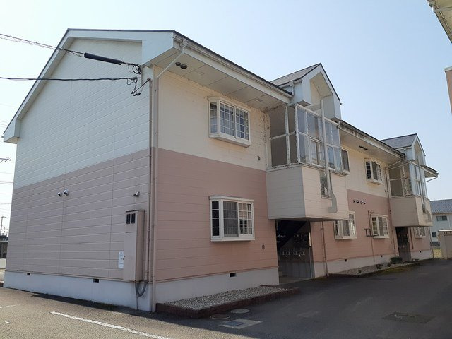 プラドール　スワＡの外観