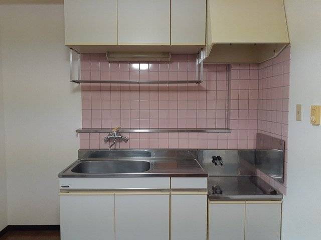 プラドール　スワＡのキッチン