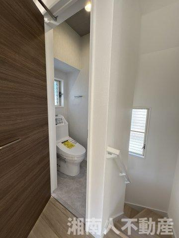 茅ヶ崎市東海岸北5丁目　中古戸建のトイレ|落ち着いたトイレです