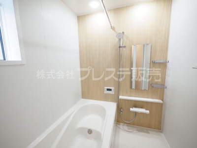 【浴室】 | 奈良市宝来町の新築一戸建 全４区画 | 現地写真（２号地浴室）浴室暖房乾燥機を標準装備！