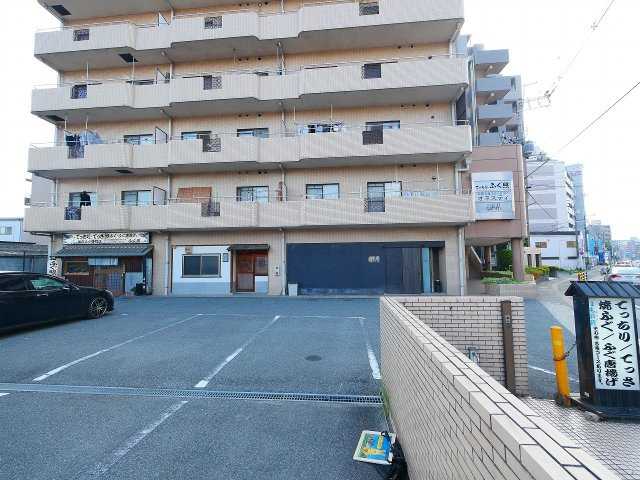 アルファパレス