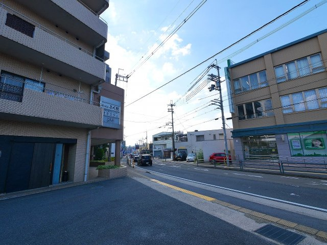 アルファパレス