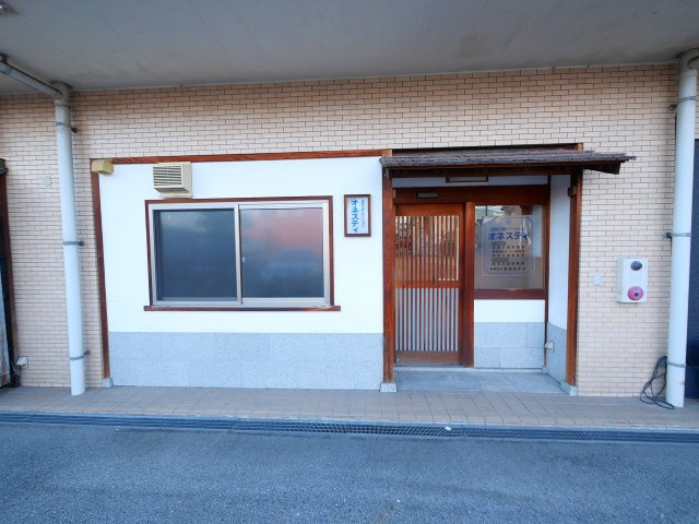 アルファパレス