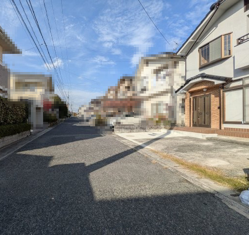 【前面道路含む現地写真】