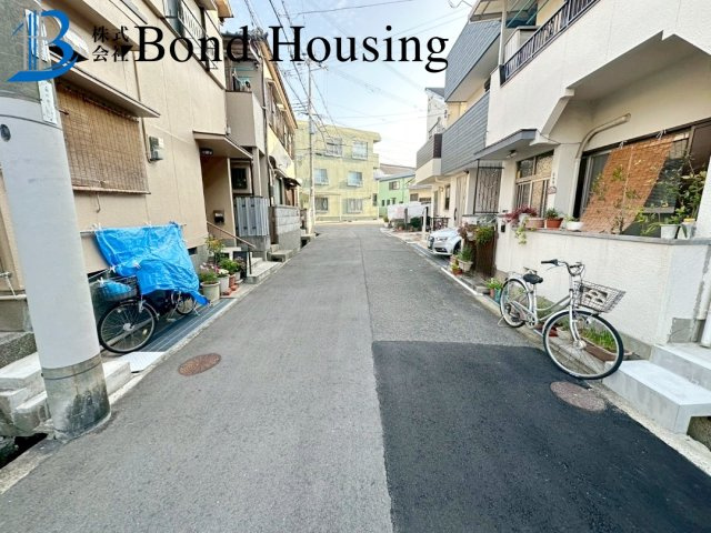 山陽「西舞子」徒歩9分・閑静な住宅街　西舞子4丁目の前面道路含む現地写真
