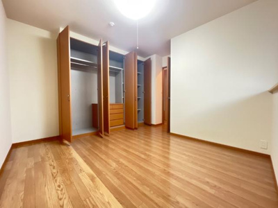 【寝室】 | グランスリー | 洋室