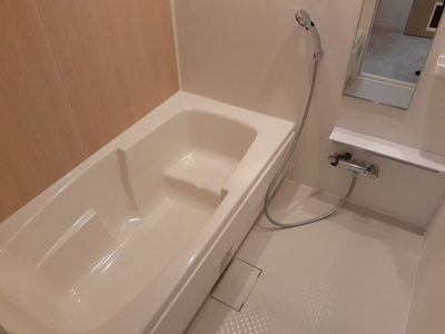 【浴室】 | アルベロ | お風呂で日々の疲れを落としましょう