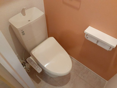 【トイレ】 | アルベロ | トイレです