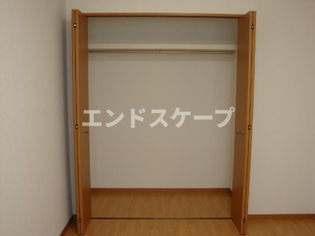 パラモアの収納|クローゼット
高崎、前橋のお部屋探しはエンドスケープまで！お客様の理想お聞かせ下さい♪