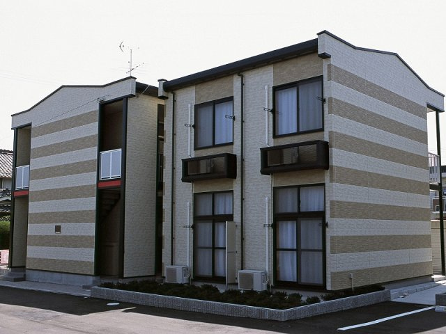 レオパレス新堂の外観