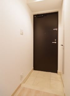 【玄関】コンフォリア二番町