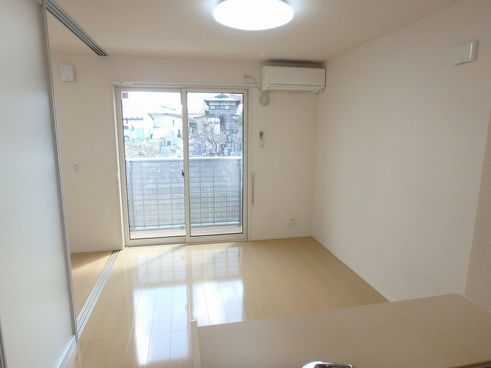 ナスガ　Aの居間・リビング