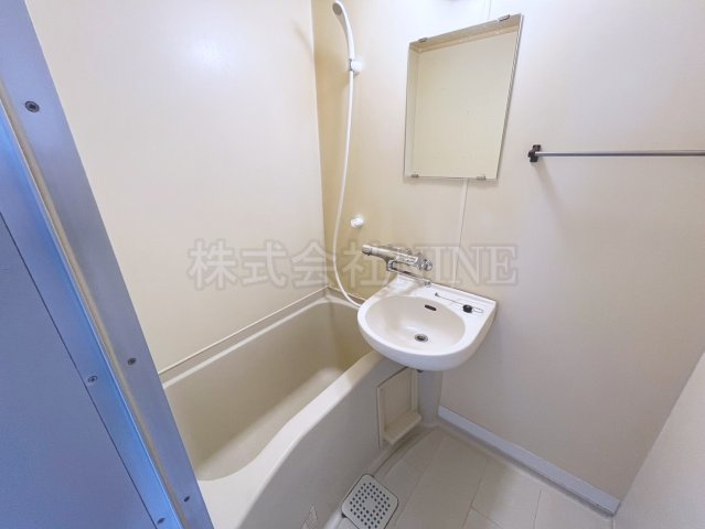 スクラム西川原の浴室|※写真と現況に相違がある場合は、現況を優先します。