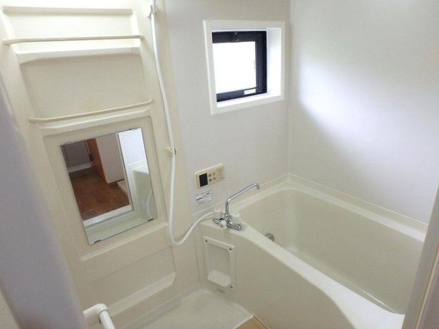 サンフレッシュS.I　Aの浴室