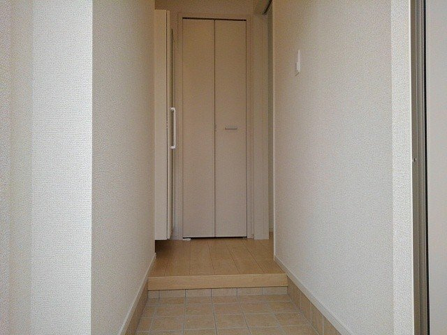 シャルマン大蓮北の玄関