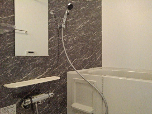 シャルマン大蓮北の浴室