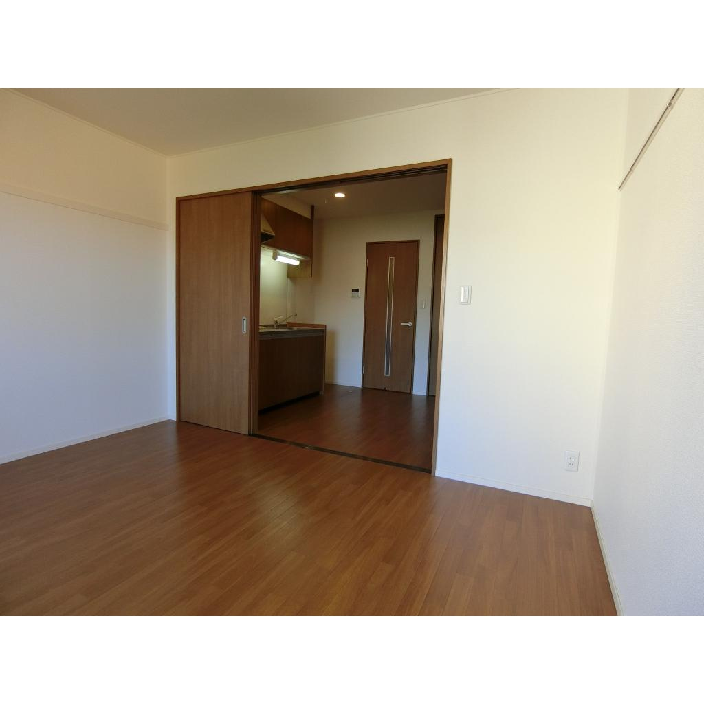 ラヴィ・クレールの居間・リビング