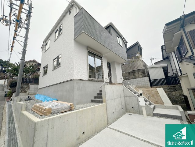 豊中市東豊中町　第1期　新築一戸建ての外観|安心の10年保証！外観を美しく保ち、雨水で汚れを落とします！気になることがありましたら、お気軽にお問い合わせください！