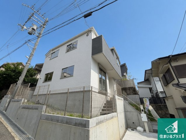 5日(土)6日(日)現地ご見学可能！　豊中市東豊中町　限定1邸の外観|お客様に長く安心して住んでいだだける事にこだわった家づくり！住んでからのアフターサービスにもしっかりと取り組んでいます！