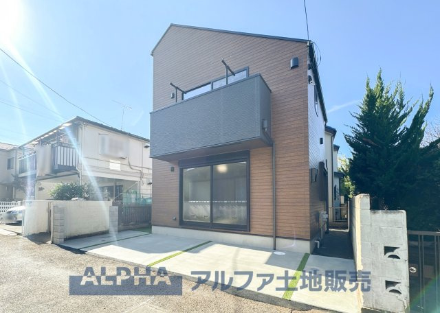 ~東大和新堀~Brand-New Detached Houseの外観|【outward appearance】
◆時を忘れる場所◆みんなが集い、食事と楽しい会話が始まる。話に夢中になり、ついつい時を忘れ夜半過ぎになってしまう。そんな束の間の幸せを感じさせてくれる場所。