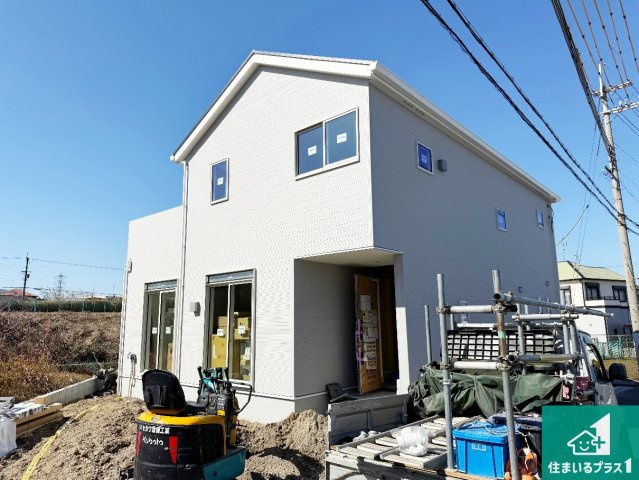 泉佐野市鶴原　第2期　新築一戸建ての外観|周辺は落ち着いた街並みの住宅地！子育てがしやすい住環境です！まだ未完成ですが、現地でしかわからない事もございます。是非一度ご覧ください。