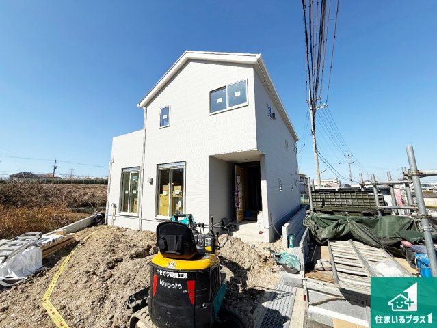 泉佐野市鶴原　第2期　新築一戸建ての外観|周辺は落ち着いた街並みの住宅地！子育てがしやすい住環境です！まだ未完成ですが、現地でしかわからない事もございます。是非一度ご覧ください。