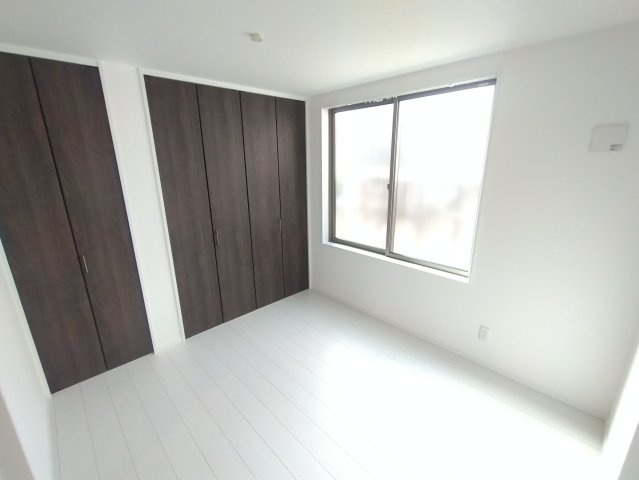 船橋市金杉八丁目戸建の洋室