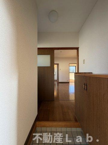 エルムハウスの玄関