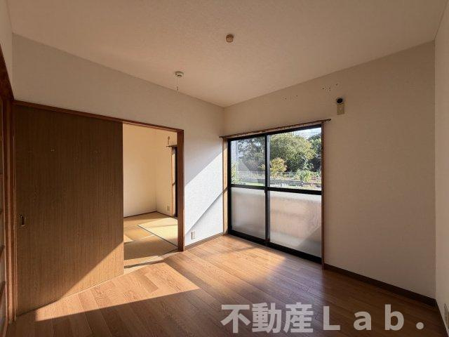 エルムハウスの洋室