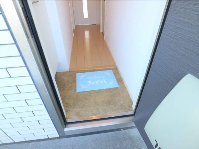 レトア歴木Bの玄関|※他号室の写真です