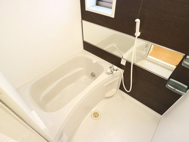 レトア歴木Bの浴室|※他号室の写真です