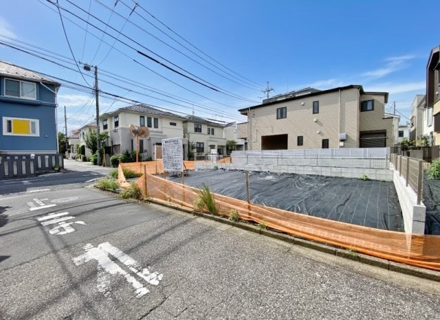 練馬区小竹町2丁目 全2棟 B号棟の外観|有楽町線「小竹向原」駅徒歩6分、西武池袋線「江古田」駅徒歩10分、西武有楽町線「新桜台」駅徒歩8分
通勤通学に便利な快適な立地です
小竹町2丁目の落ち着いた住宅地