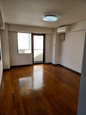 ＧＴビルの洋室