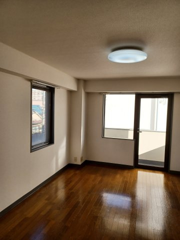 ＧＴビルの洋室