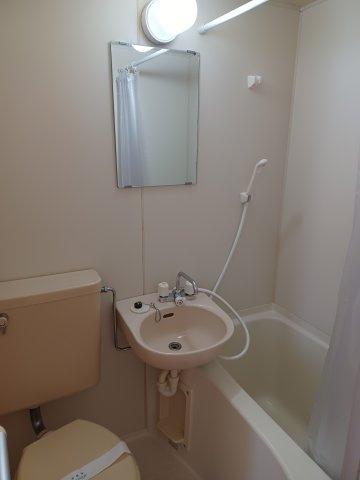 ＧＴビルの浴室