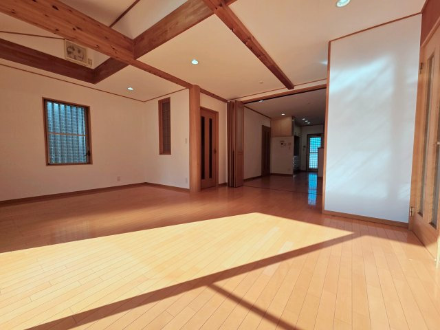 【居間・リビング】 | 知多市八幡